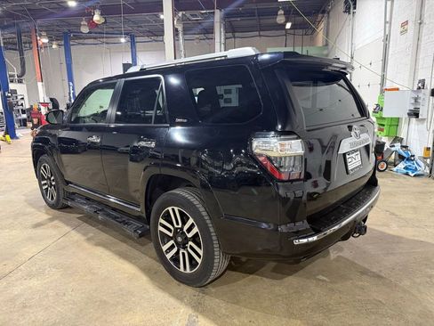 Used 2018 Toyota 4Runner Limited AWD/4WD image 4