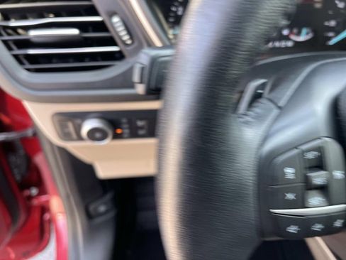 Used 2020 Ford Escape SEL AWD/4WD image 33