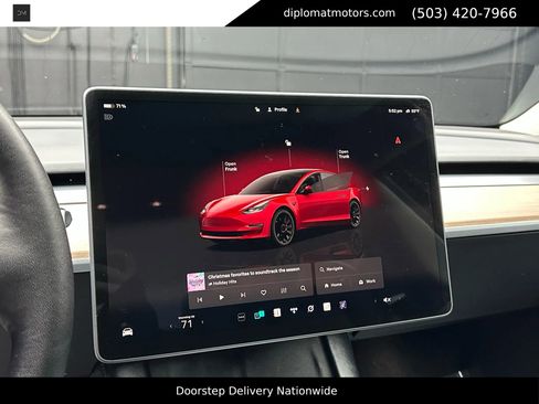 Used 2023 Tesla Model 3 Performance image 28