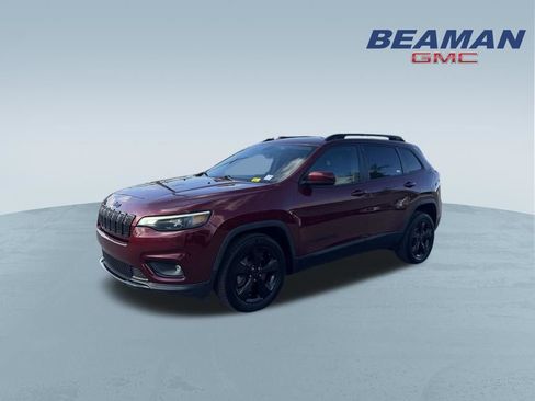 Used 2019 Jeep Cherokee Latitude Plus FWD image 3