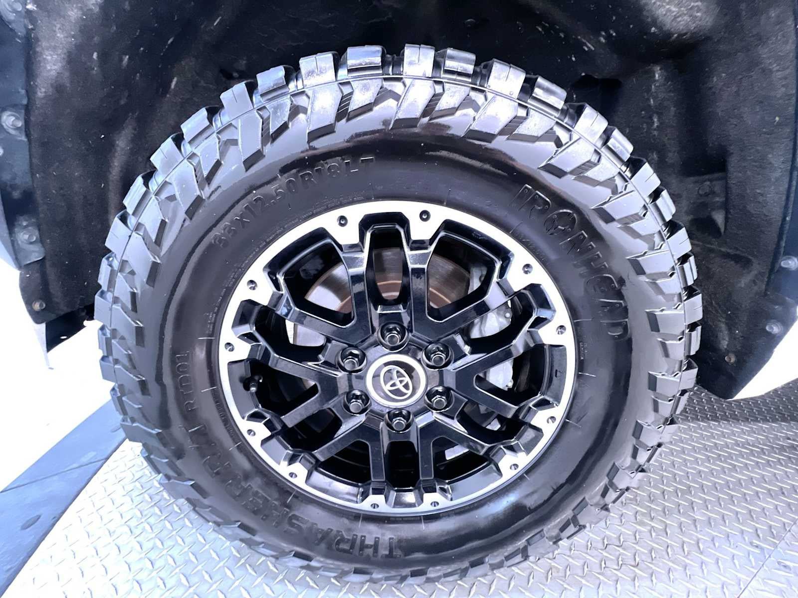 Used 2022 Toyota Tundra SR5 AWD/4WD image 10