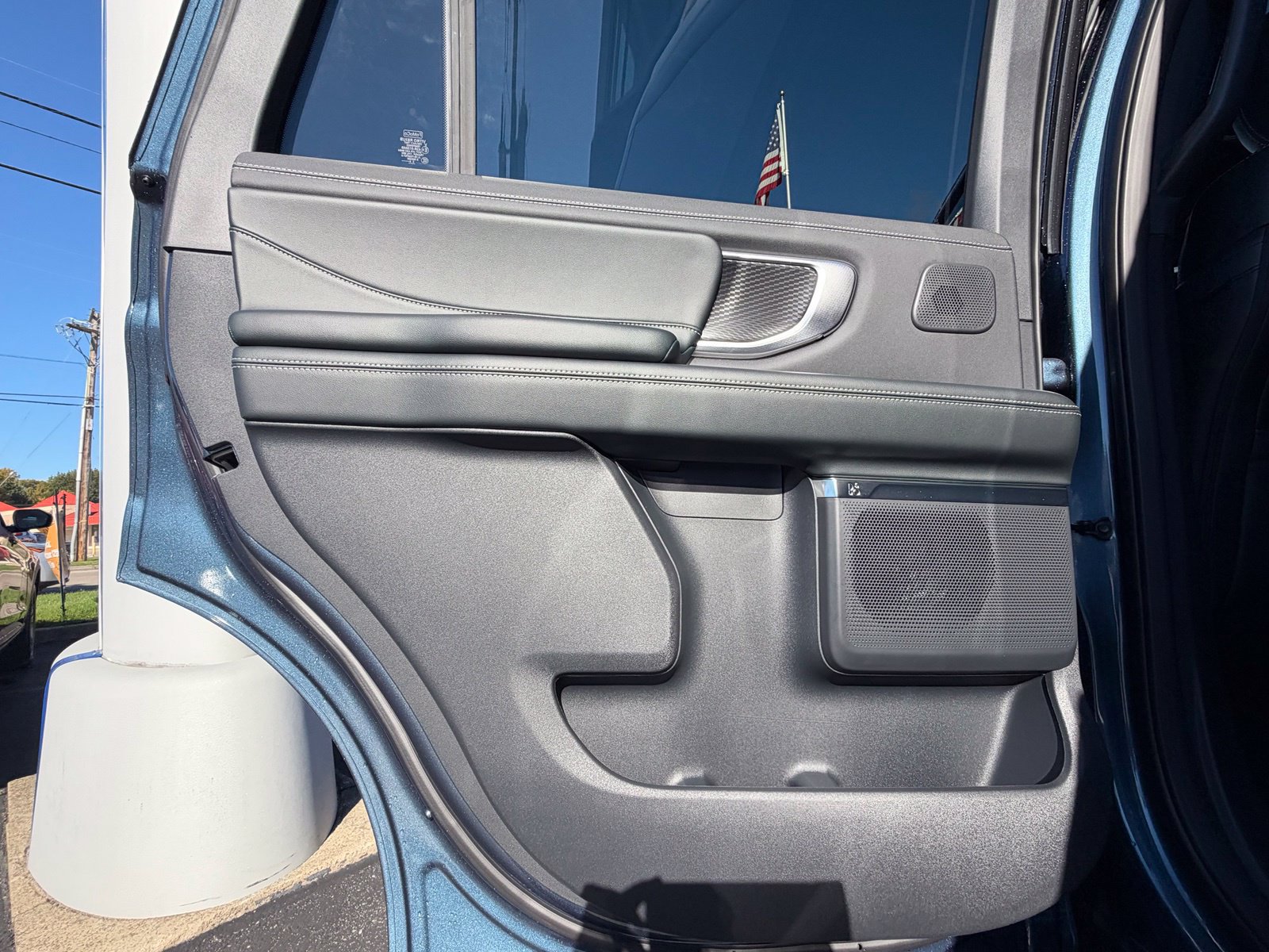 New 2027 Ford Expedition Platinum w/ Stealth Performance Package AWD/4WD image 22