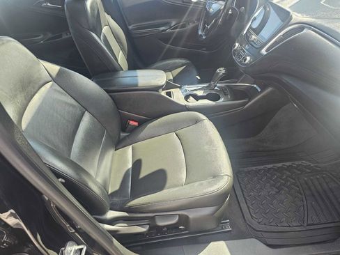 Used 2019 Chevrolet Malibu LT w/ Leather Package image 21