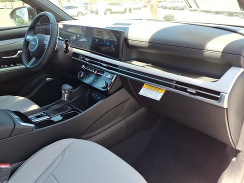 New 2026 Hyundai Santa Cruz Limited AWD/4WD image 6