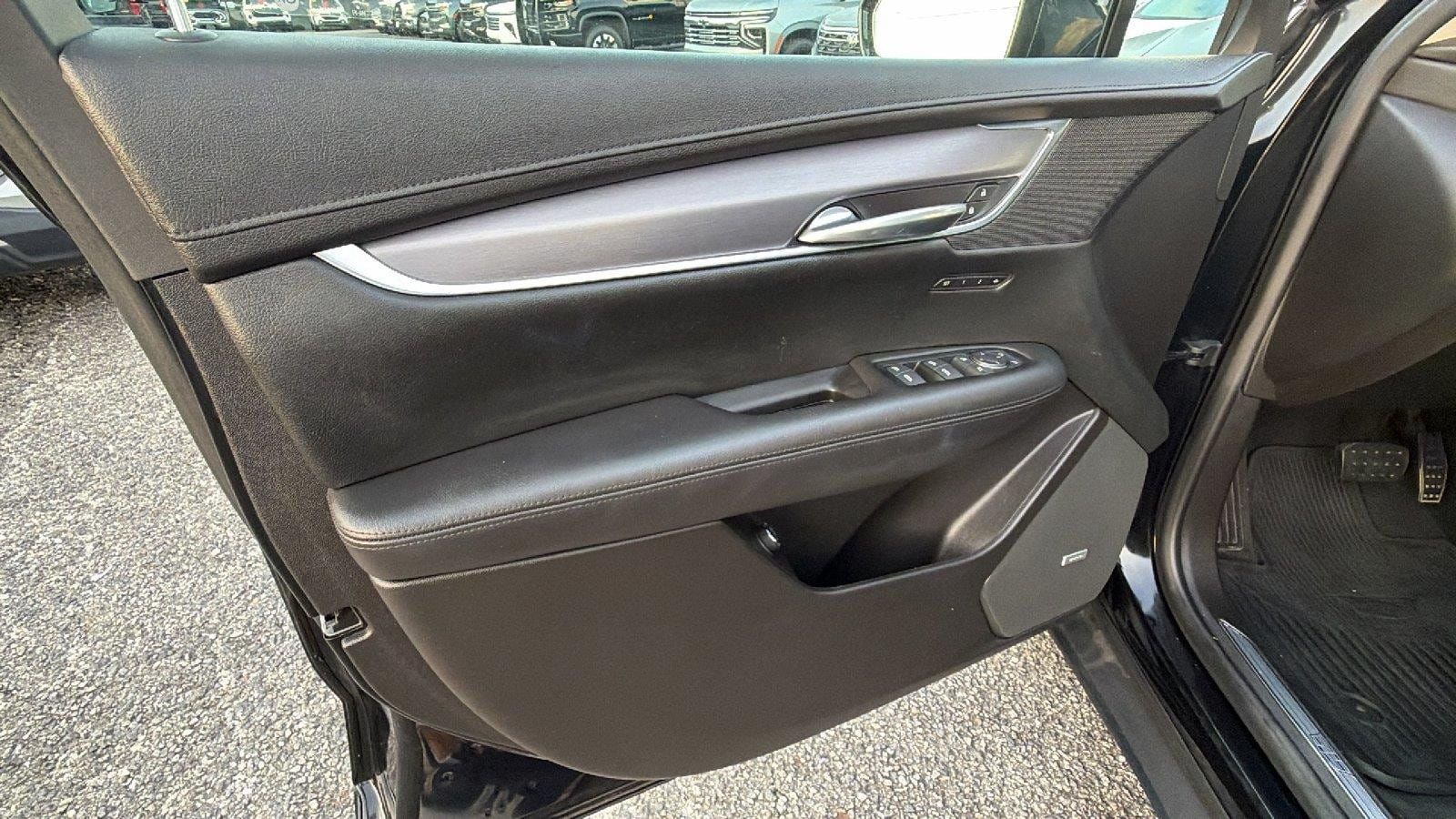 Used 2019 Cadillac XT5 Luxury FWD image 15