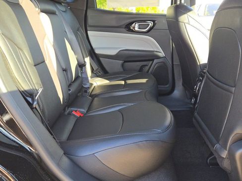 New 2026 Jeep Compass Limited image 10