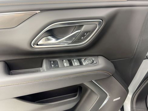 Used 2024 GMC Yukon AT4 w/ Technology Package image 22