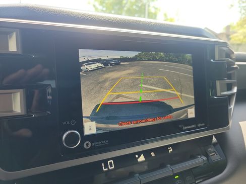 Used 2023 Toyota Tundra SR5 w/ SR5 Convenience Package AWD/4WD image 30