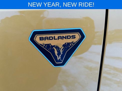 Certified 2021 Ford Bronco Badlands image 11