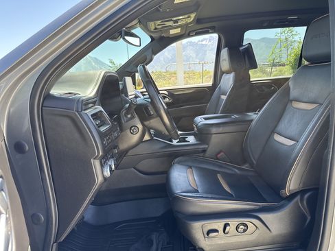 Used 2021 GMC Yukon AT4 w/ AT4 Premium Plus Package AWD/4WD image 19