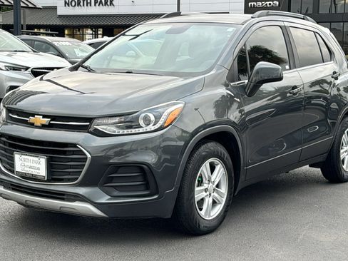 Used 2020 Chevrolet Trax LT image 4