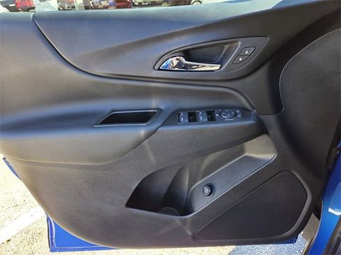 Used 2024 Chevrolet Equinox LT image 27