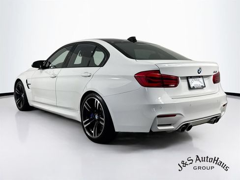Used 2017 BMW M3 RWD image 5