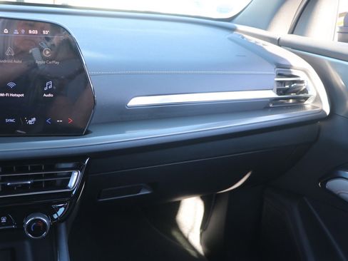 New 2026 Chevrolet Traverse LT image 27