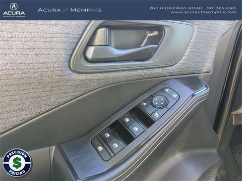 Used 2021 Nissan Rogue S image 23