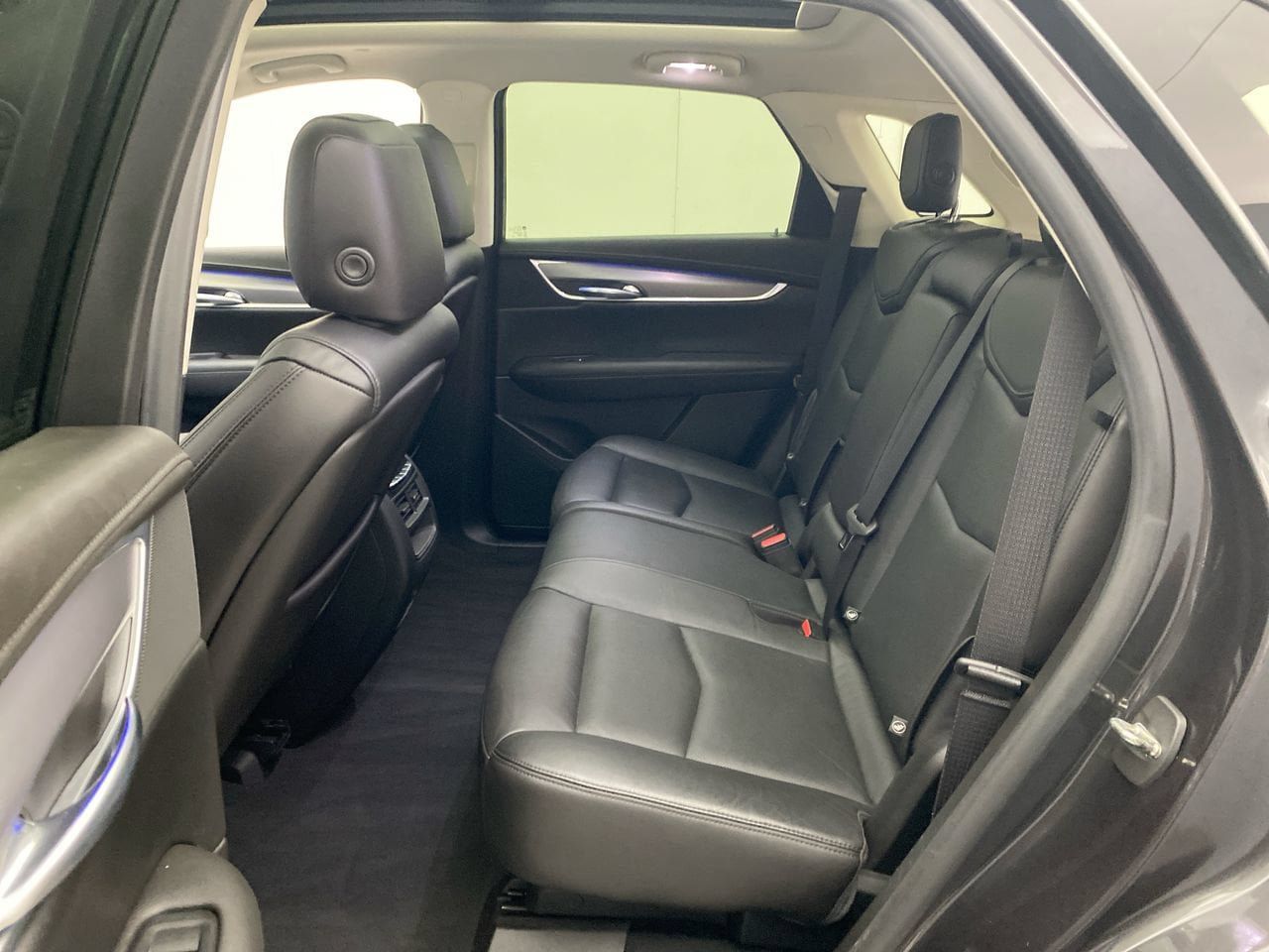 Used 2019 Cadillac XT5 Premium Luxury AWD/4WD image 25
