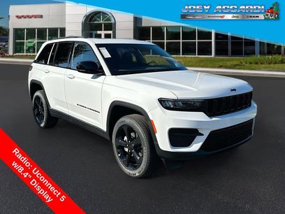 New 2025 Jeep Grand Cherokee Laredo