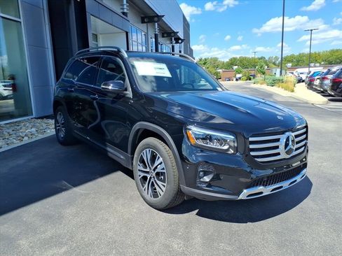 New 2025 Mercedes-Benz GLB 250 4MATIC image 10