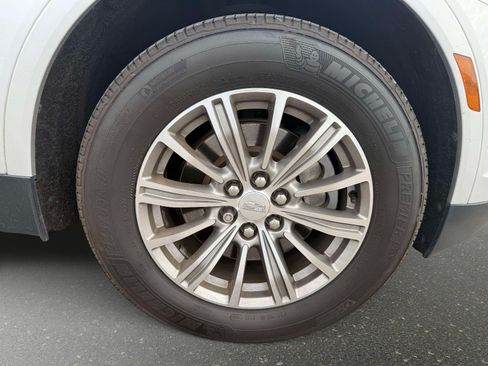 Used 2019 Cadillac XT5 Luxury AWD/4WD image 7