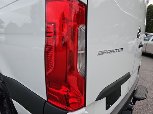 Certified 2024 Mercedes-Benz Sprinter 144 Cargo image 33