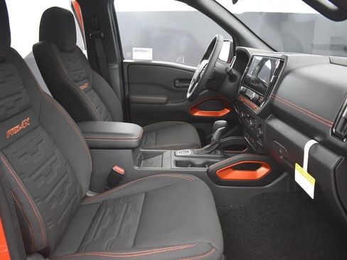 New 2026 Nissan Frontier PRO-4X w/ Pro-4x Convenience Package image 23
