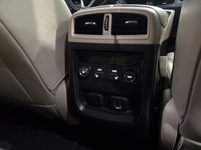 Used 2020 Buick Envision Essence FWD image 35