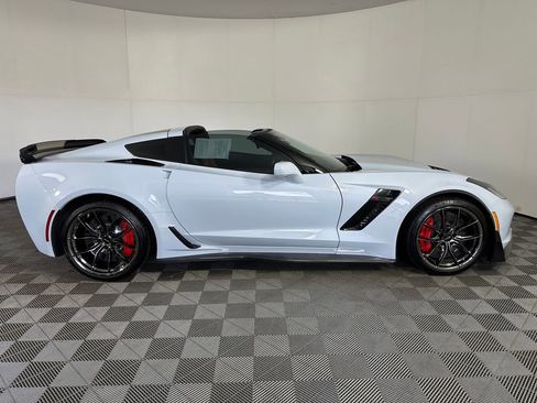 Used 2019 Chevrolet Corvette Z06 w/ Z07 Performance Package image 13