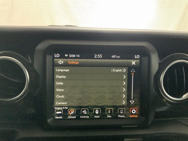 Used 2023 Jeep Wrangler Unlimited Sahara AWD/4WD image 36