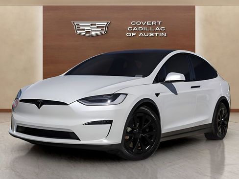 Used 2023 Tesla Model X Standard Range image 1