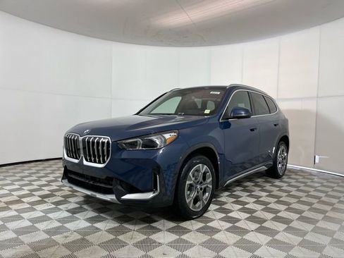 New 2026 BMW X1 xDrive28i w/ Convenience Package image 2