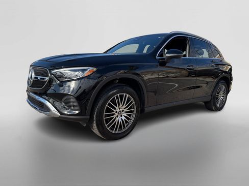 Certified 2025 Mercedes-Benz GLC 300 GLC 300 image 9
