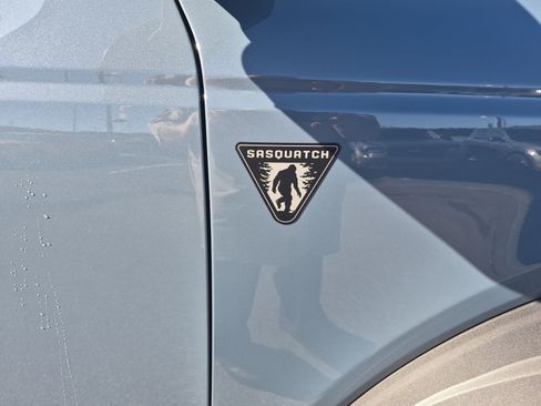 New 2025 Ford Bronco Base w/ Sasquatch Package image 7