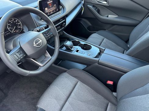New 2026 Nissan Rogue SV FWD image 7