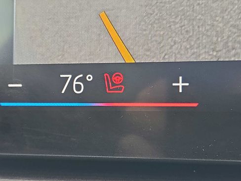 Used 2024 BMW X5 xDrive40i w/ Premium Package image 24