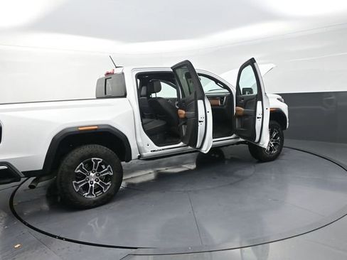 Used 2024 GMC Canyon AT4 w/ AT4 Premium Package image 58