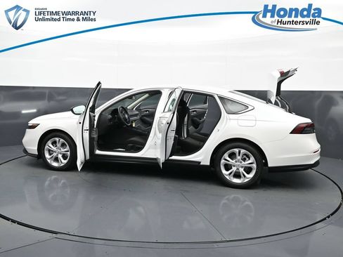 New 2026 Honda Accord LX image 43