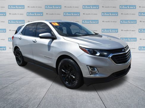 Used 2018 Chevrolet Equinox LT image 3