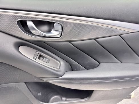 Used 2015 INFINITI Q50 AWD w/ Moonroof Package image 16