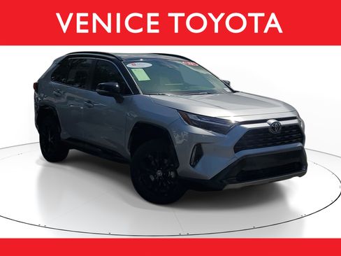 Used 2025 Toyota RAV4 XSE w/ Advanced Technology Package AWD/4WD image 1