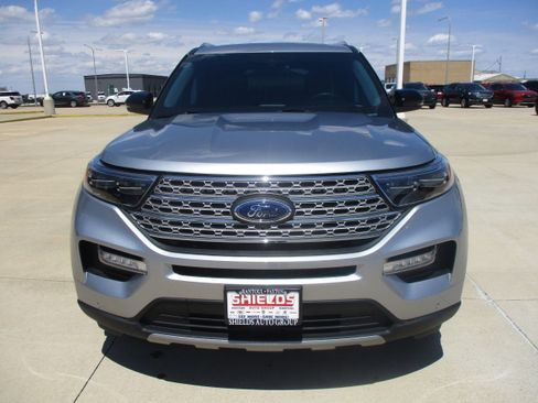 Used 2022 Ford Explorer Limited w/ Hybrid Equipment Group 310A AWD/4WD image 10