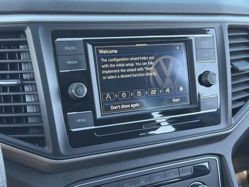 Used 2020 Volkswagen Atlas Cross Sport S image 27