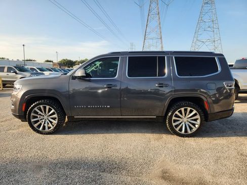 Used 2022 Jeep Grand Wagoneer Series II w/ Convenience Group III AWD/4WD image 4