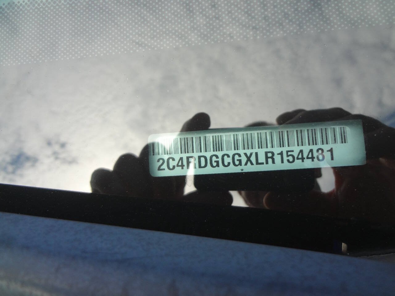 Used 2020 Dodge Grand Caravan SXT FWD image 11