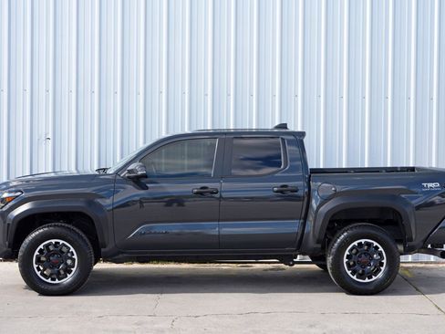 Used 2024 Toyota Tacoma TRD Off-Road w/ TRD Off Road Upgrade Package AWD/4WD image 51