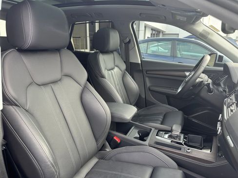 Used 2023 Audi Q5 2.0T Premium Plus w/ Premium Plus Package image 32