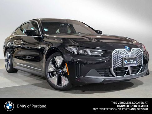 Used 2025 BMW i4 eDrive40 RWD image 1