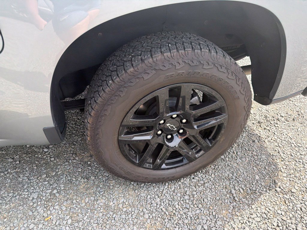 Used 2024 Chevrolet Silverado 1500 RST w/ Rally Edition AWD/4WD image 12