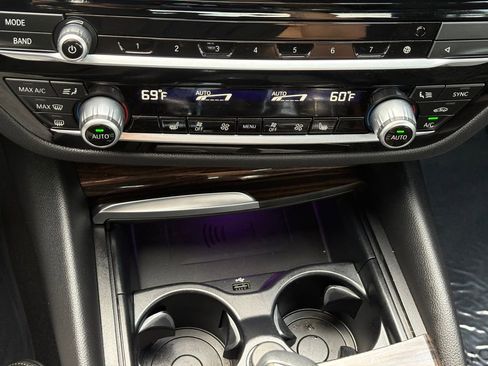 Certified 2023 BMW 530i xDrive w/ Premium Package AWD/4WD image 11
