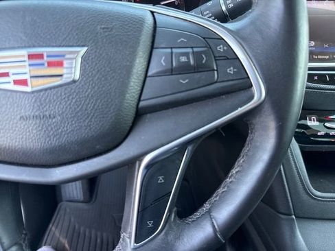 Used 2017 Cadillac XT5 Luxury w/ Driver Awareness Package AWD/4WD image 23