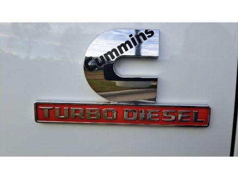 Certified 2022 RAM 2500 Big Horn w/ Snow Chief Group AWD/4WD image 8